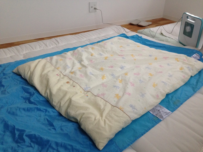 子ども布団を乾燥機にかける